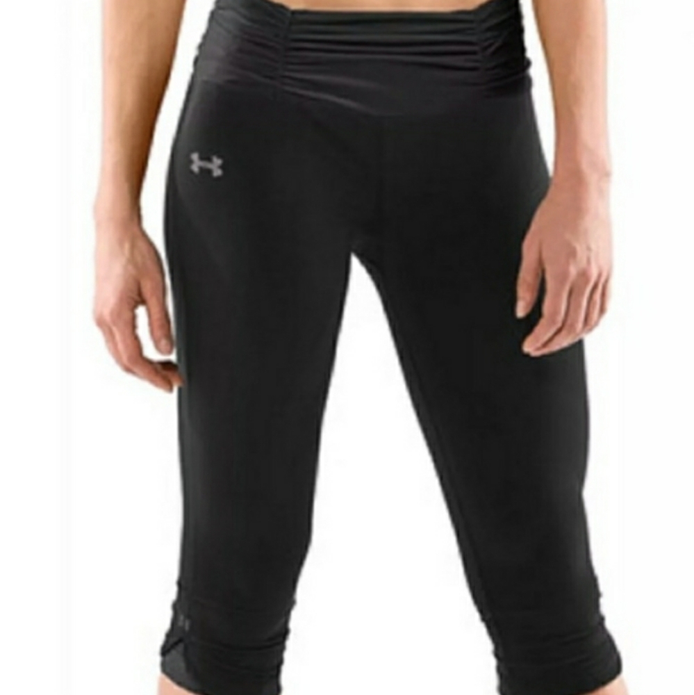 Black Under Amour Compression Capri